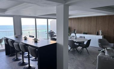 Penthouse con vista panorámica al mar en venta, Puerto Cancún, Cancún