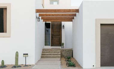 Casa Amueblada con Vista al Mar en Villas Punta Piedra con Amenidades de Estilo Resort