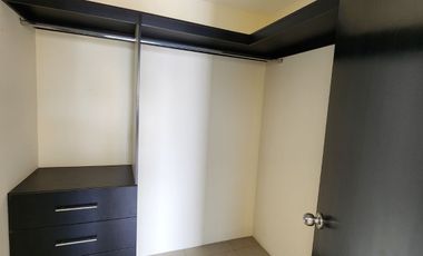 Vendo amplia Casa en Mallorca Village, cerca del CC El Dorado 3 Dormitorios