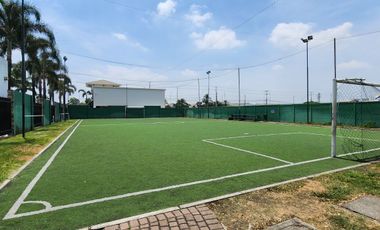 Vendo amplia Casa en Mallorca Village, cerca del CC El Dorado 3 Dormitorios