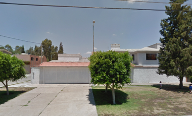 VENTA DE GRAN CASA CON JARDIN EN TANGAMANGA SAN LUIS POTOSI