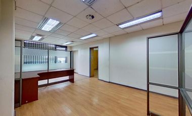 Oficina en pleno centro de concepción 100m2 3 privados 2 baños