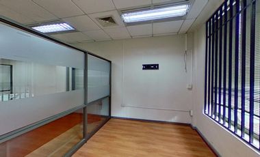 Oficina en pleno centro de concepción 100m2 3 privados 2 baños