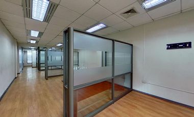 Oficina en pleno centro de concepción 100m2 3 privados 2 baños
