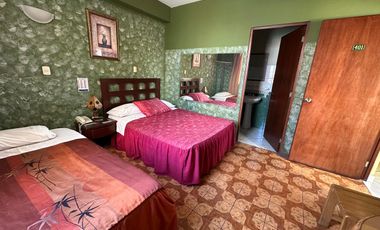 SE VENDE HOSTAL, excelente ubicación en edificio de 4 pisos en plena avenida auxiliar de la Vía Expresa