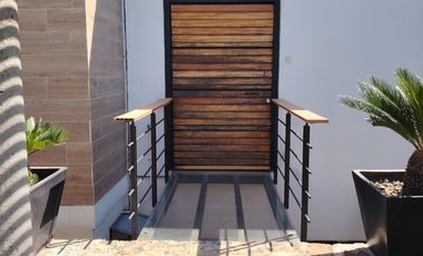 Vive el Encanto del Lago: Casa con Inigualables Vistas Panorámicas en Tequesquitengo.