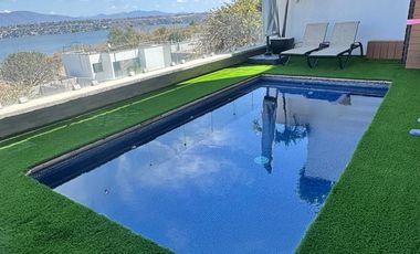 Vive el Encanto del Lago: Casa con Inigualables Vistas Panorámicas en Tequesquitengo.