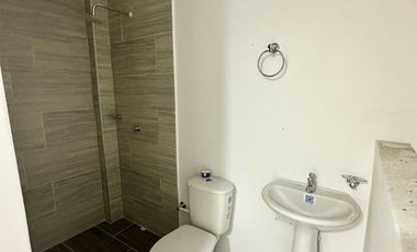 CASA EN CONJUNTO CERRADO