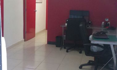 SE VENDE PROPIEDAD CON 30 OFICINAS EN LINDAVISTA NORTE