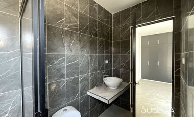 Casa En Venta Fraccionamiento Cerrado en Coatepec.