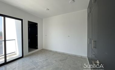 Casa En Venta Fraccionamiento Cerrado en Coatepec.