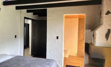 Venta de hostal con terreno en Cotacachi, 5 hectáreas