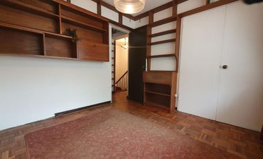 Amplia casa en Centro / Plan de Viña del Mar, 4 dormitorios, 4 baños, 3 estacionamientos UF 7.990