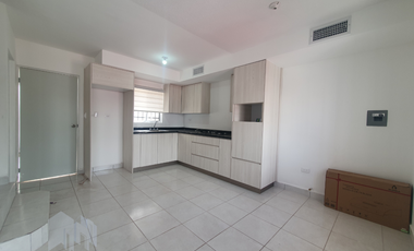 CASA EN RENTA GRUTAS RESIDENCIAL