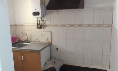$69.990.000 CASA  a  4 CUADRAS ESTACION LAS AMERICAS , VILLA ALEMANA  Muy buena ubicación, a unos minutos estación las Américas y locomoción a una cua