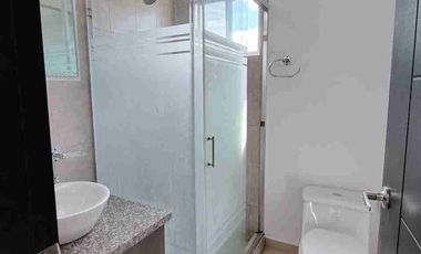 Suite de alquiler, 58m2. La Carolina