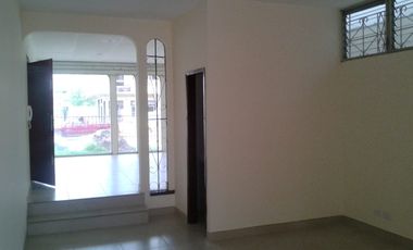 VENTA PROPIEDAD RENTERA-CDLA. KENNEDY NUEVA