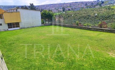 Venta de Casa en Conjunto en Carcelen cerca al Centro Comercial el Portal