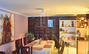Venta de Casa en Conjunto en Carcelen cerca al Centro Comercial el Portal