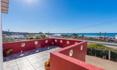 Casa con Vista al Mar en La Misión – A Solo Unos Pasos de la Playa