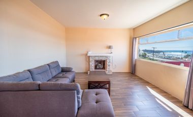 Casa con Vista al Mar en La Misión – A Solo Unos Pasos de la Playa