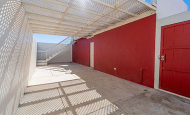 Casa con Vista al Mar en La Misión – A Solo Unos Pasos de la Playa