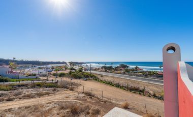 Casa con Vista al Mar en La Misión – A Solo Unos Pasos de la Playa