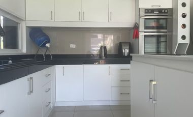 CASA EN VENTA – AZUL DE NOGALES   MACHALÍ