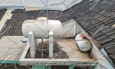 CASONA PARA REMODELAR, EN CALLE 5 DE MAYO, URUAPAN, MICHOACAN