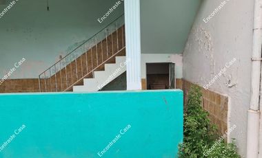 CASONA PARA REMODELAR, EN CALLE 5 DE MAYO, URUAPAN, MICHOACAN