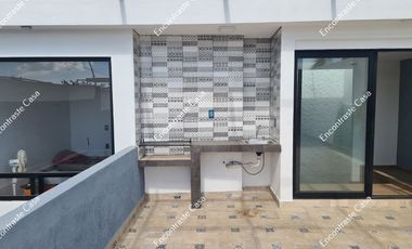 CASA EN VENTA, EJERCITO MEXICANO, URUAPAN, MICHOACAN