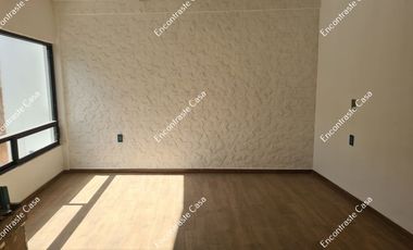 CASA EN VENTA, EJERCITO MEXICANO, URUAPAN, MICHOACAN