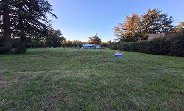 SIERRA DE LA VENTANA LOTE EN BARRIO GOLF