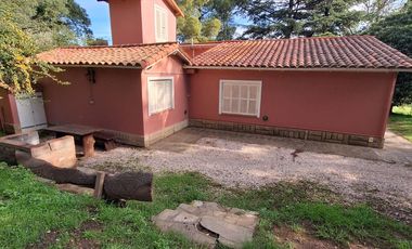 VENDO DOS CASAS!! BARRIO GOLF MANZANA LOS HORNEROS