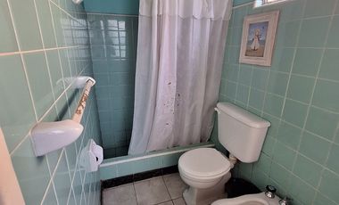 VENDO DOS CASAS!! BARRIO GOLF MANZANA LOS HORNEROS