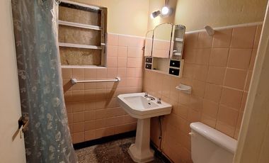 VENDO DOS CASAS!! BARRIO GOLF MANZANA LOS HORNEROS