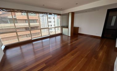 ESPECTACULAR TRIPLEX DE 4 DORMITORIOS, FRENTE AL OLIVAR DE SAN ISIDRO