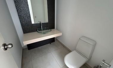 ESPECTACULAR TRIPLEX DE 4 DORMITORIOS, FRENTE AL OLIVAR DE SAN ISIDRO