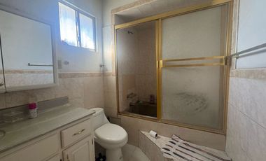 CASA HABITACIÓN EN VENTA – COL. BELLAVISTA, CALLE VIOLETAS