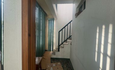 CASA HABITACIÓN EN VENTA – COL. BELLAVISTA, CALLE VIOLETAS