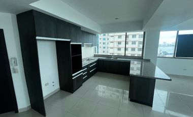 Venta de hermoso departamento frente a la playa