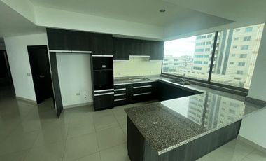 Venta de hermoso departamento frente a la playa