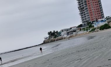 @En Venta Casa Con Salida a dos calles Ballenita Santa Elena