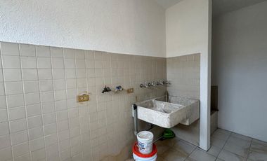 Townhouse en renta, con ubicación privilegiada, junto a Punto Valle