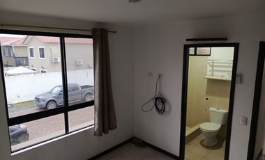 En alquiler casa de 3 dormitorios en Urb.Ciudad Celeste.(GC)