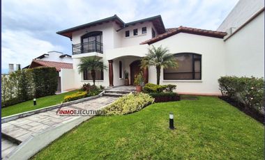Arriendo Casa 4 Habitaciones en Urbanización Valle 2 y 3 – Cumbayá