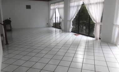 CASA EN RENTA EN CONDADO DE SAYAVEDRA