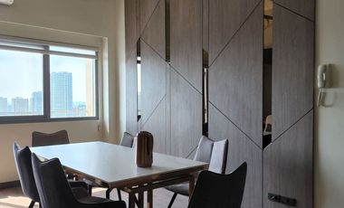 🔆 Good deal! 3BR Unit For Sale - The Vantage at Kapitolyo with 2 Parkings Slots