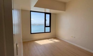 For Sale: Sea view 2BR in Mandani Bay Cebu