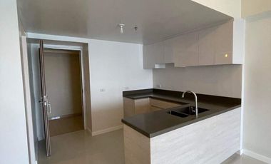 For Sale: Sea view 2BR in Mandani Bay Cebu